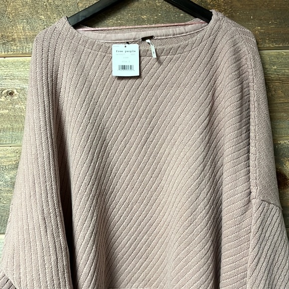 Free People NWT Dusty Rose Pink Ribbed Oversized Crop Sweater Small - Picture 2 of 6